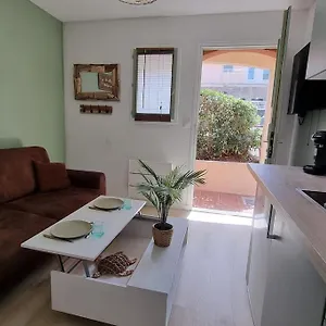 Appartement Chez K&d Nature Avec Piscine St Raphael, Saint-Raphaël