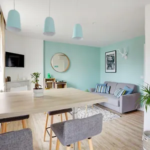 Appartement L'amandine ,45 M2 Terrasse Et Garage Centre, Saint-Raphaël